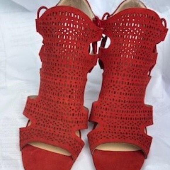 Vince Camuto Red Heels - Picture 1 of 2